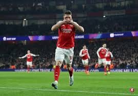 每体：曼城后卫接连受伤，巴萨冬窗引进阿克可能性基本被排除